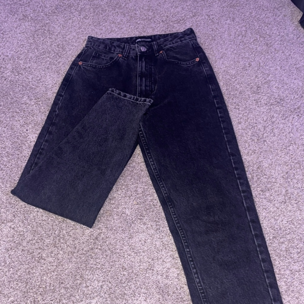 ZARA JEANS BLACK SIZE 2 NEVER WORN